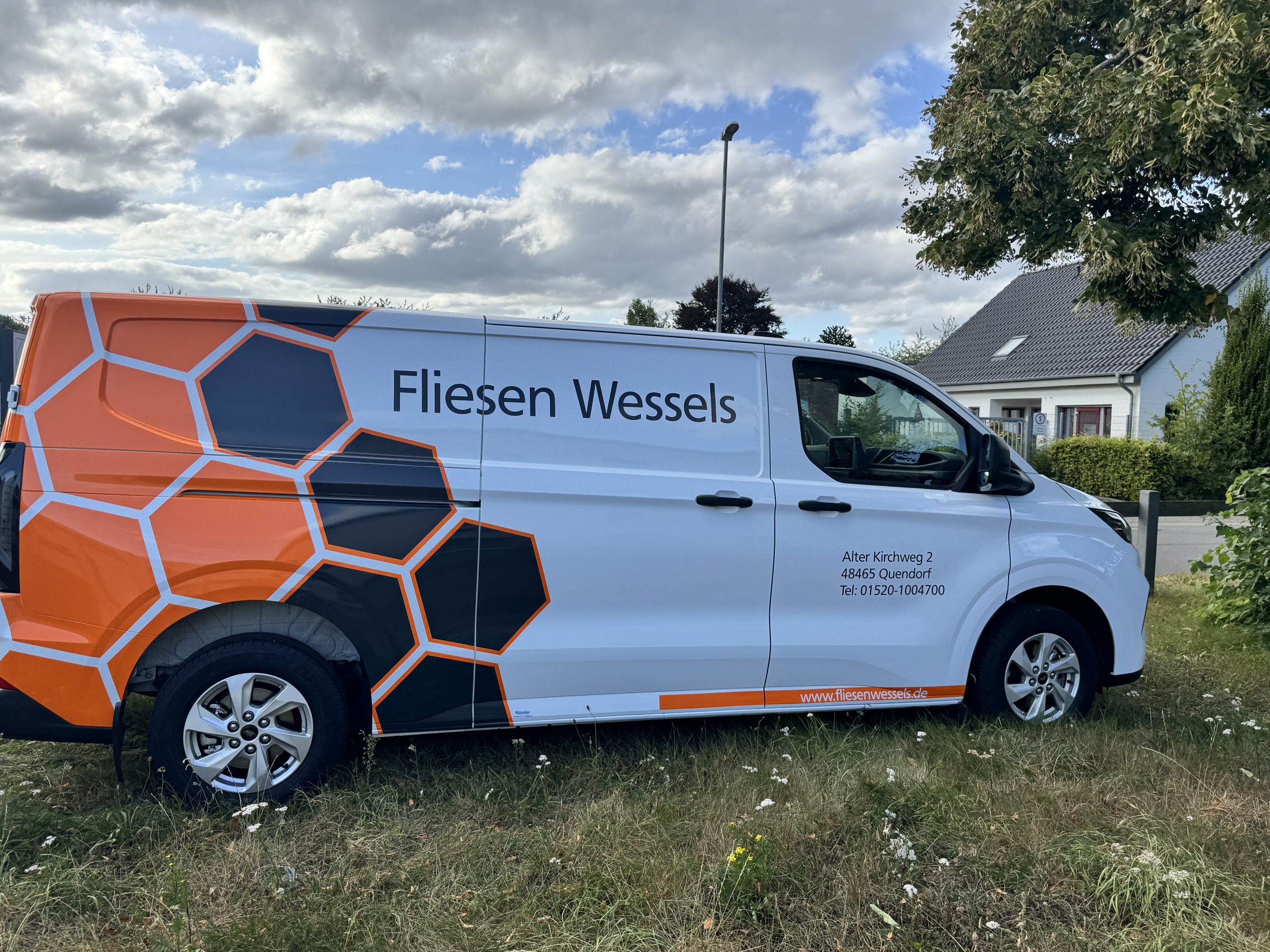 Fliesen Wessels Fahrzeug